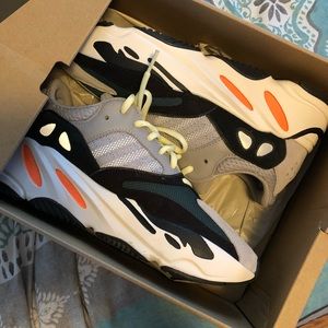 Yeezy 700 wave runners